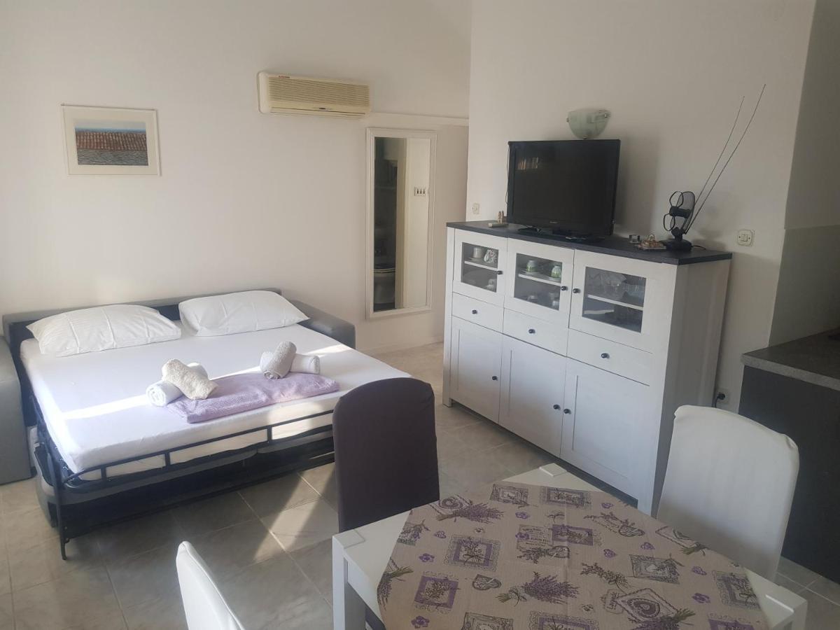 Studio Apartment Jelinek Brela Oda fotoğraf